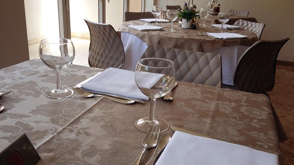 Hotel Condor Milano Marittima Ngoại thất bức ảnh