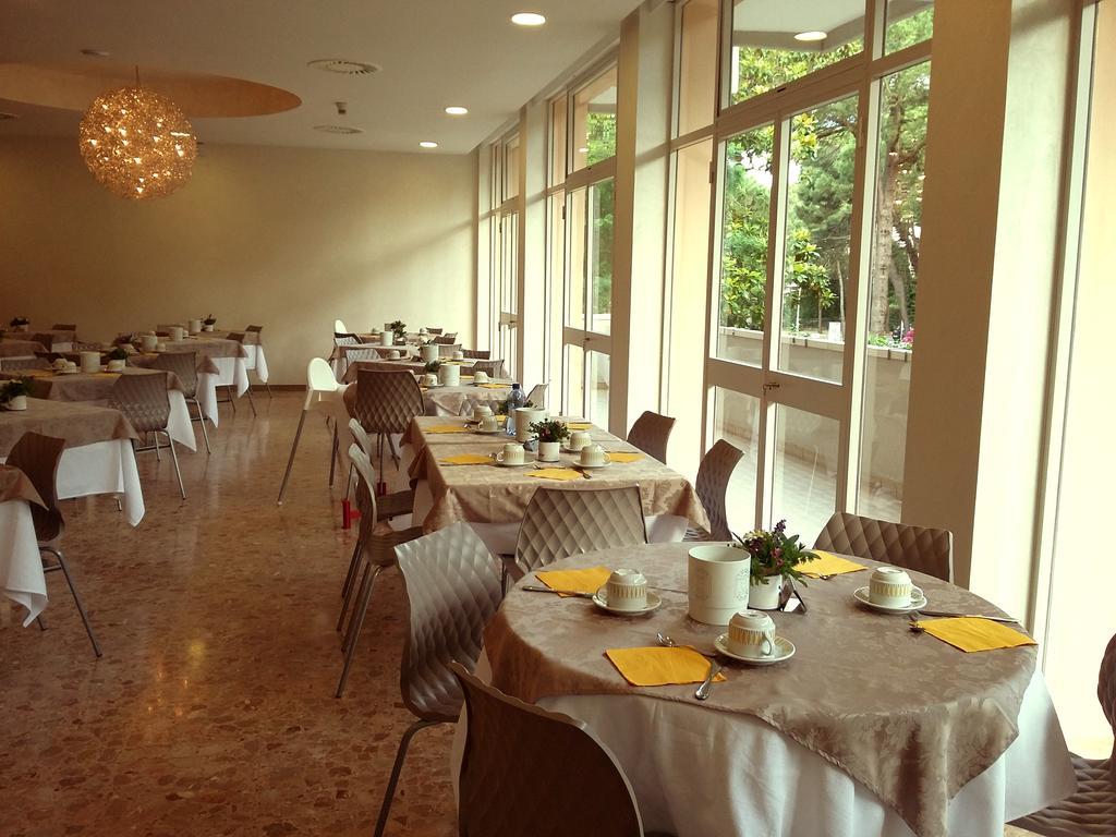 Hotel Condor Milano Marittima Ngoại thất bức ảnh