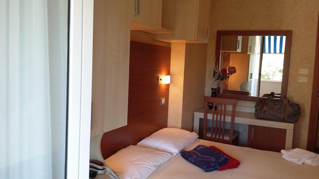 Hotel Condor Milano Marittima Ngoại thất bức ảnh